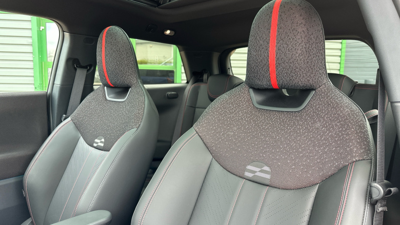 MINI Cooper 135kW E Sport [Level 2] 41kWh 3dr Auto Electric Hatchback